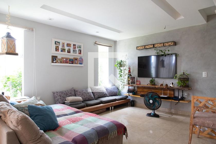Casa, 3 quartos, 270 m² - Foto 1