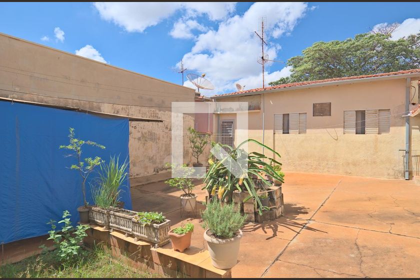 Casa à Venda - Guanabara, 3 Quartos,  177 m2 em , Campinas - sp | SoloBR