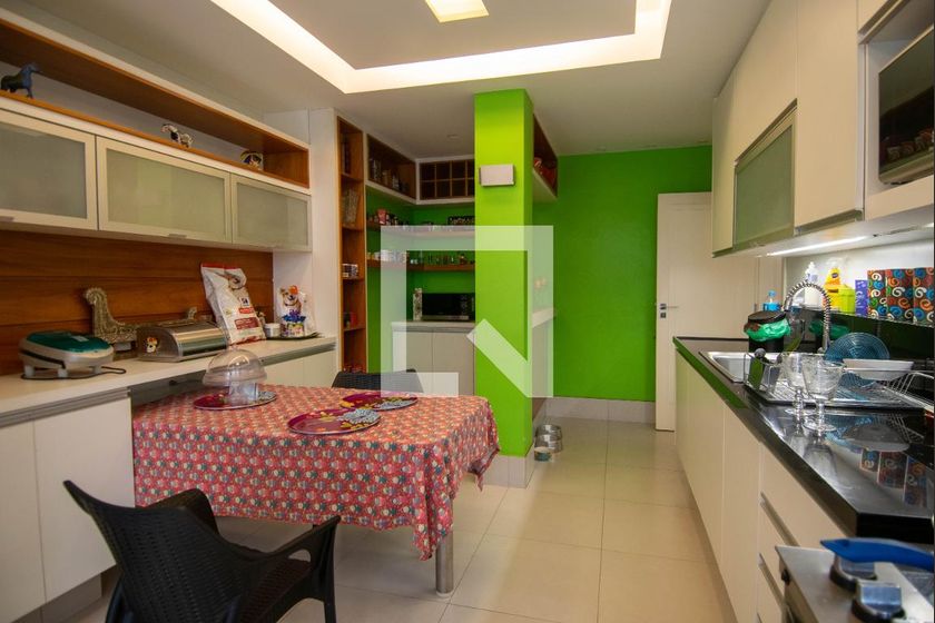 Apartamento, 3 quartos, 240 m² - Foto 37
