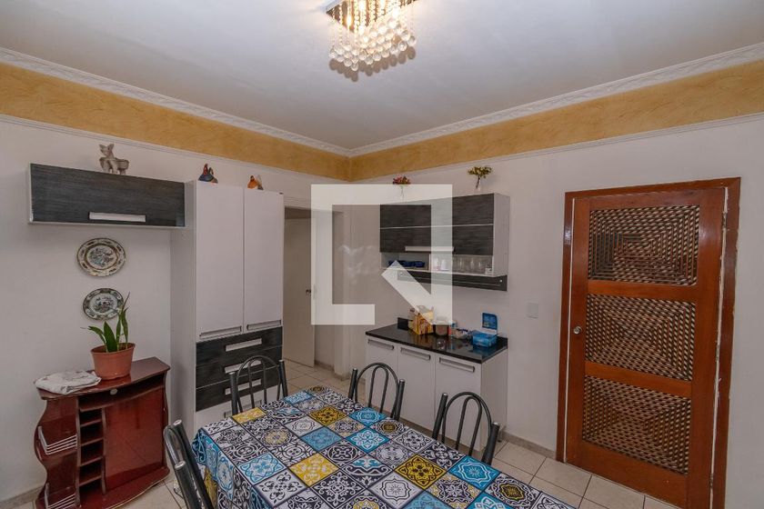 Casa à Venda - Jardim Chapadão, 4 Quartos,  250 m2 em , Campinas - sp | SoloBR