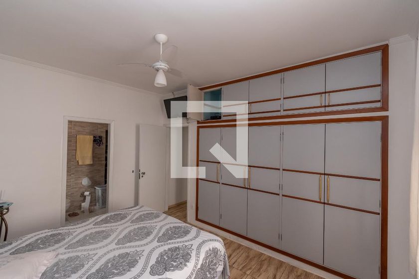 Casa à Venda - Jardim Chapadão, 4 Quartos,  250 m2 em , Campinas - sp | SoloBR