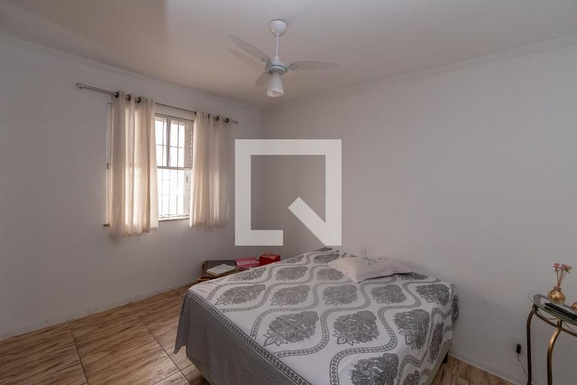 Casa à Venda - Jardim Chapadão, 4 Quartos,  250 m2 em , Campinas - sp | SoloBR