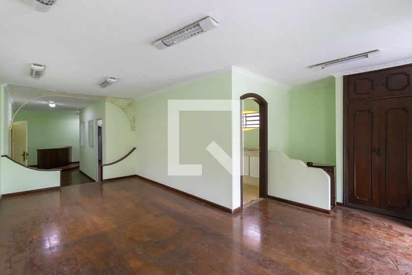 Casa à Venda - Barão Geraldo - Centro, 4 Quartos,  250 m2 em , Campinas - sp | SoloBR