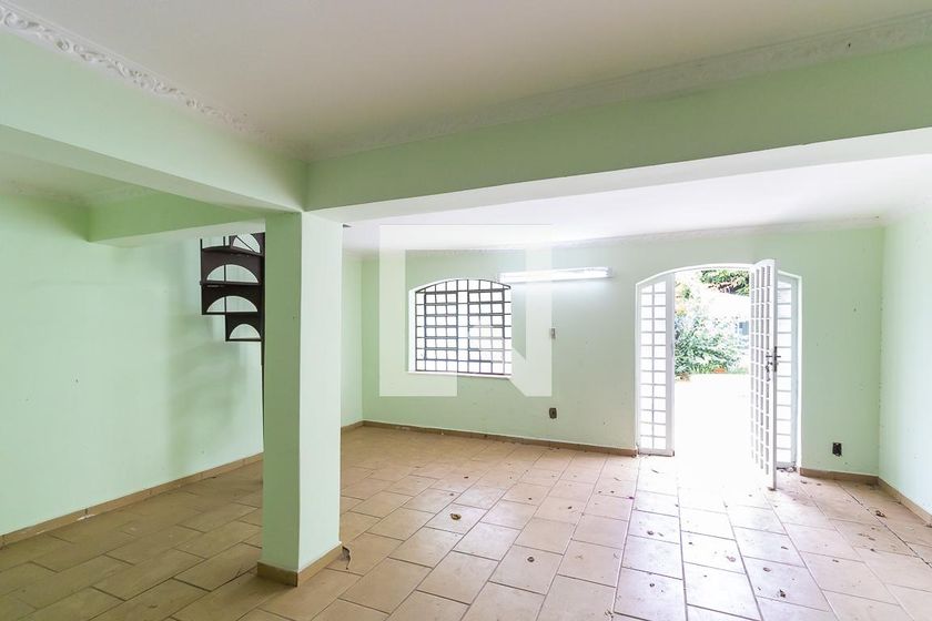 Casa à Venda - Barão Geraldo - Centro, 4 Quartos,  250 m2 em , Campinas - sp | SoloBR