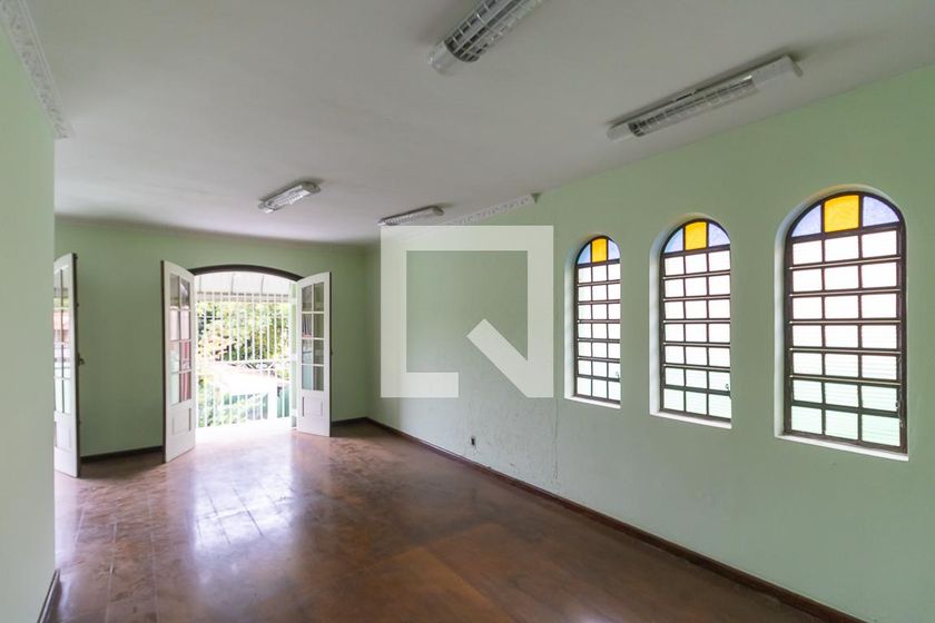 Casa à Venda - Barão Geraldo - Centro, 4 Quartos,  250 m2 em , Campinas - sp | SoloBR
