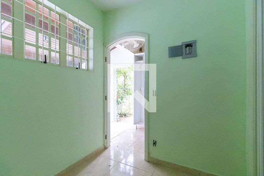Casa à Venda - Barão Geraldo - Centro, 4 Quartos,  250 m2 em , Campinas - sp | SoloBR