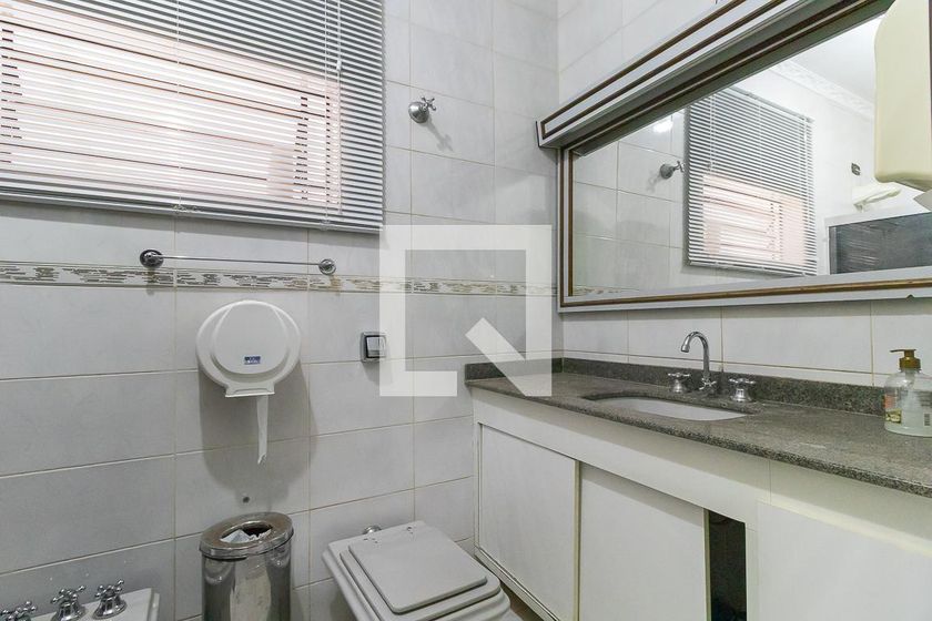 Casa à Venda - Barão Geraldo - Centro, 4 Quartos,  250 m2 em , Campinas - sp | SoloBR