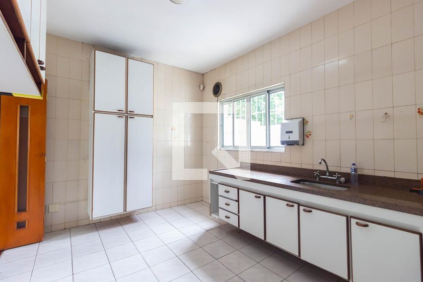 Casa, 4 quartos, 300 m² - Foto 46