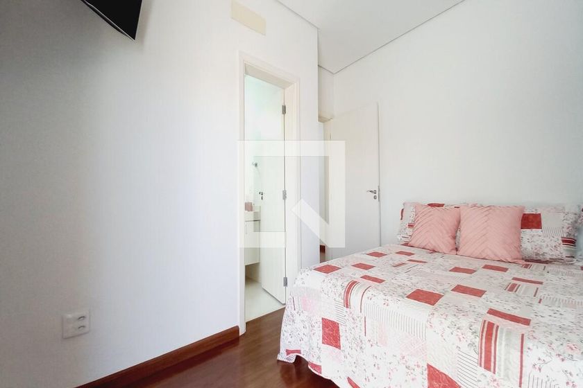 Casa à Venda - Swiss Park, 3 Quartos,  350 m2 em , Campinas - sp | SoloBR