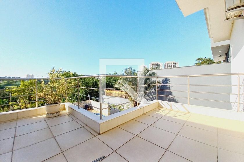 Casa à Venda - Swiss Park, 3 Quartos,  350 m2 em , Campinas - sp | SoloBR