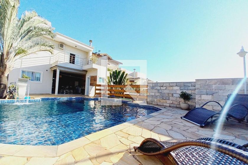Casa à Venda - Swiss Park, 3 Quartos,  350 m2 em , Campinas - sp | SoloBR