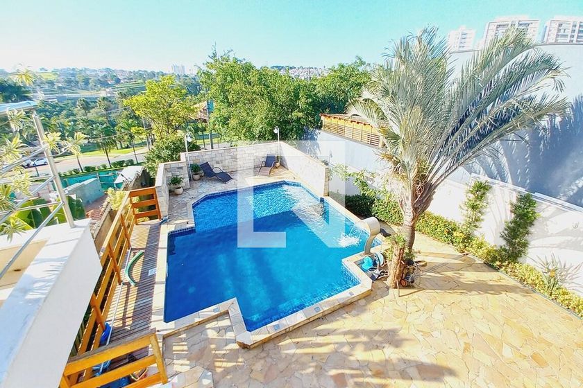Casa à Venda - Swiss Park, 3 Quartos,  350 m2 em , Campinas - sp | SoloBR