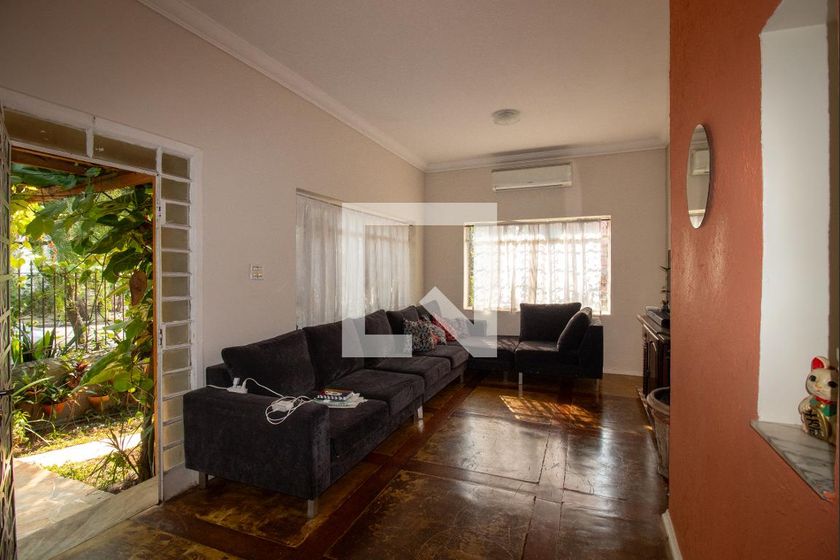 Casa, 3 quartos, 250 m² - Foto 1