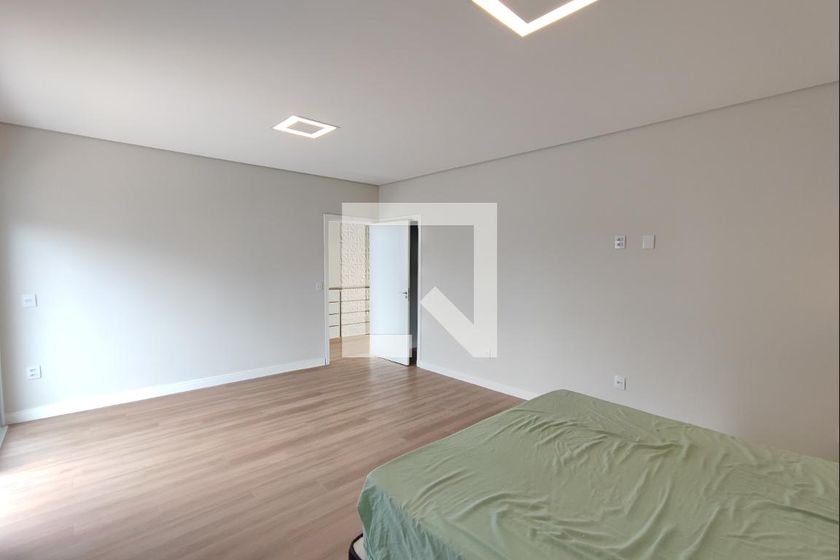Casa à Venda - Swiss Park, 3 Quartos,  360 m2 em , Campinas - sp | SoloBR