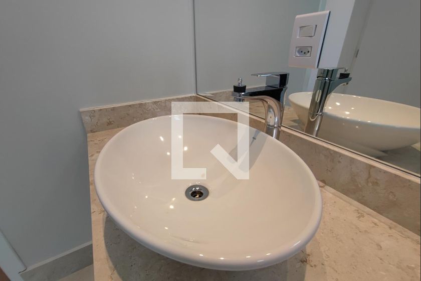 Casa à Venda - Swiss Park, 3 Quartos,  360 m2 em , Campinas - sp | SoloBR