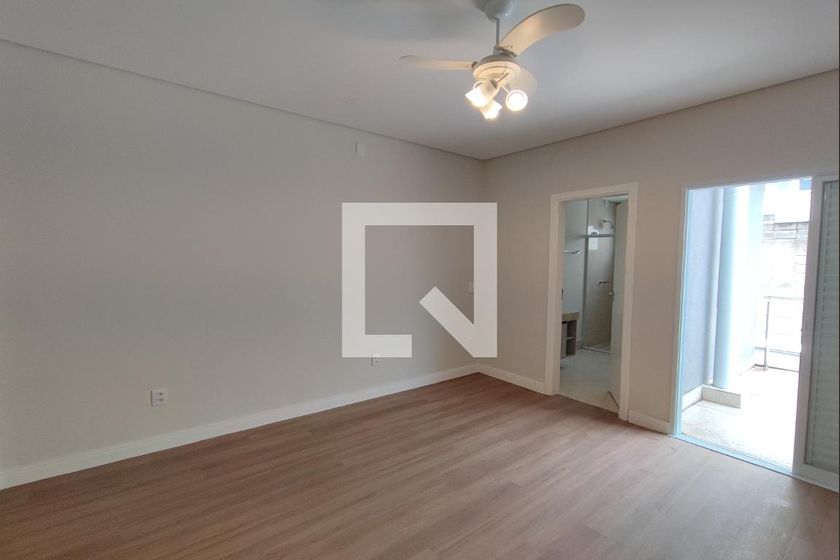 Casa à Venda - Swiss Park, 3 Quartos,  360 m2 em , Campinas - sp | SoloBR