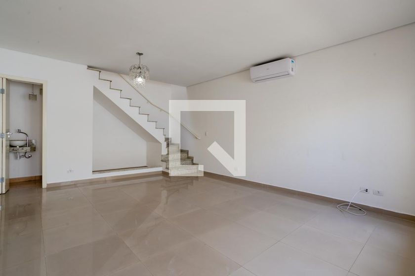 Casa, 2 quartos, 109 m² - Foto 1