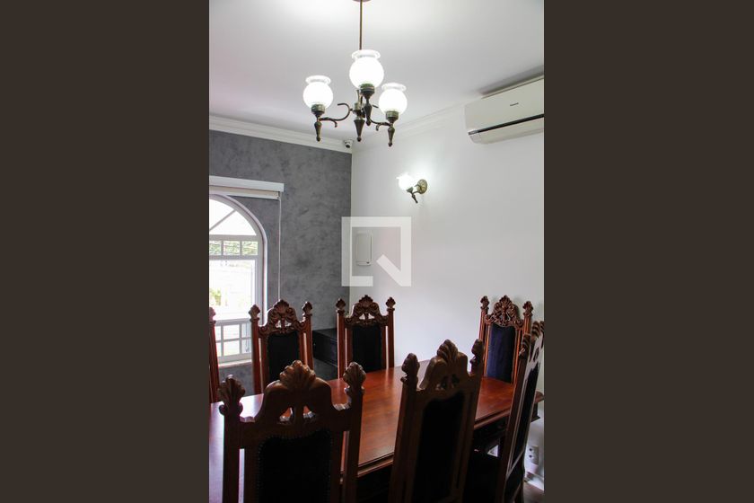 Casa à Venda - Jardim Chapadão, 3 Quartos,  256 m2 em , Campinas - sp | SoloBR