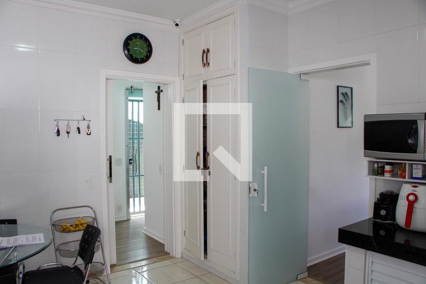 Casa à Venda - Jardim Chapadão, 3 Quartos,  256 m2 em , Campinas - sp | SoloBR