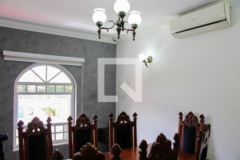 Casa à Venda - Jardim Chapadão, 3 Quartos,  256 m2 em , Campinas - sp | SoloBR