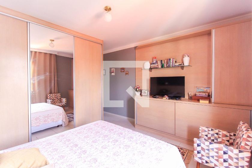 Casa, 3 quartos, 250 m² - Foto 37