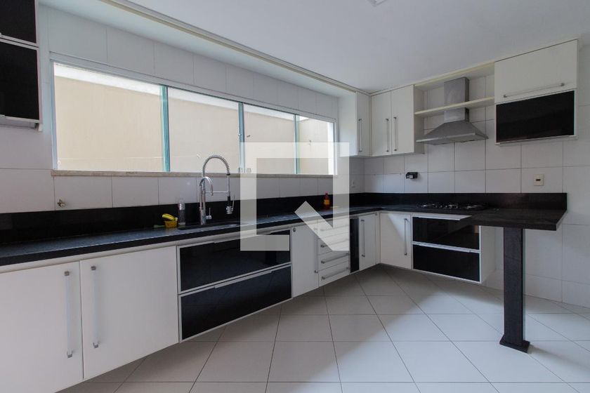 Casa, 3 quartos, 220 m² - Foto 56