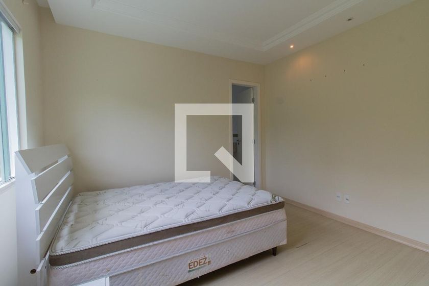 Casa, 3 quartos, 220 m² - Foto 34