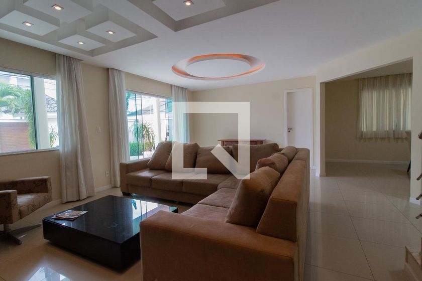 Casa, 3 quartos, 220 m² - Foto 3