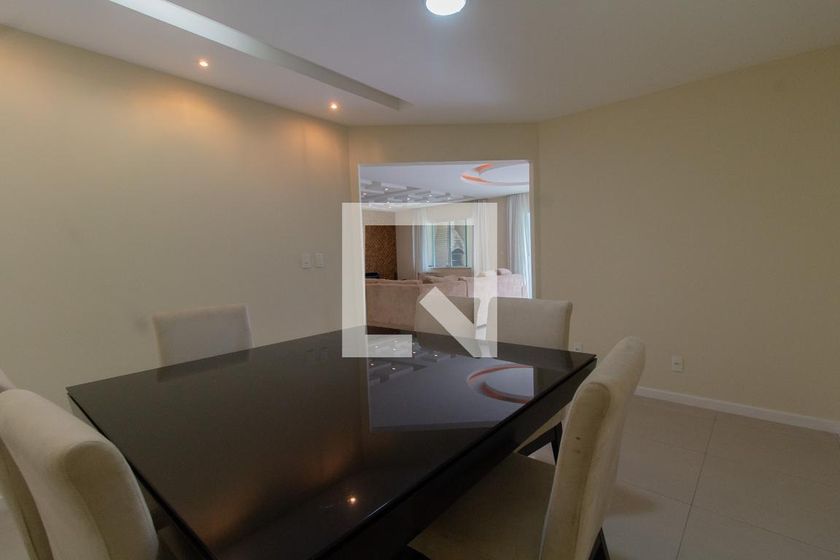 Casa, 3 quartos, 220 m² - Foto 9