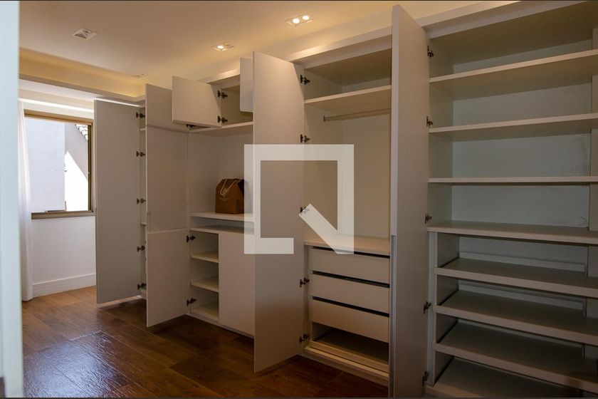 Casa, 4 quartos, 234 m² - Foto 27
