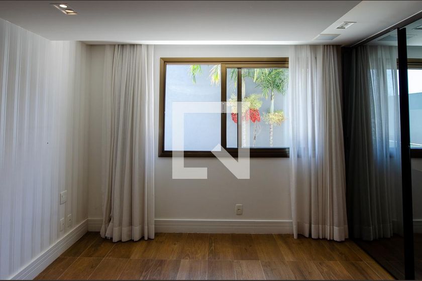 Casa, 4 quartos, 234 m² - Foto 43