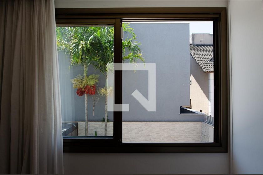 Casa, 4 quartos, 234 m² - Foto 30
