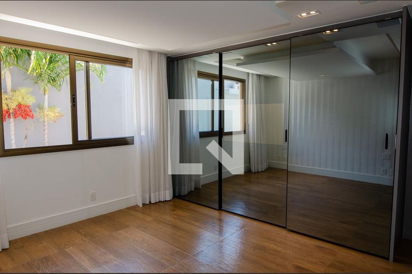Casa, 4 quartos, 234 m² - Foto 41