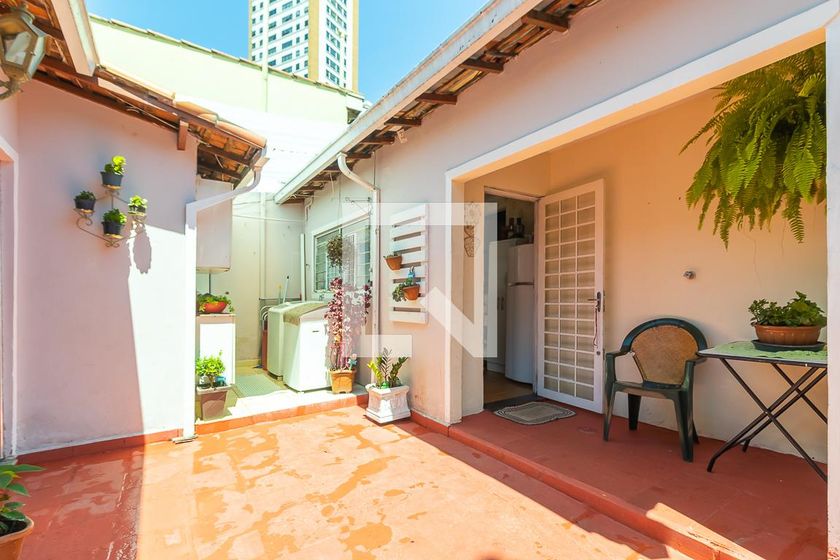 Casa à Venda - Cambuí, 3 Quartos,  93 m2 em , Campinas - sp | SoloBR