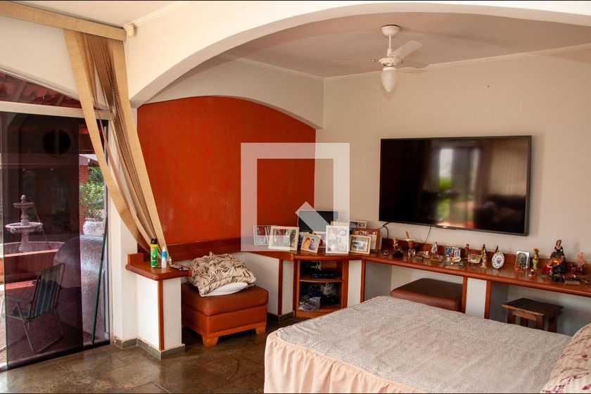 Casa à Venda - Mansões Santo Antônio, 4 Quartos,  464 m2 em , Campinas - sp | SoloBR