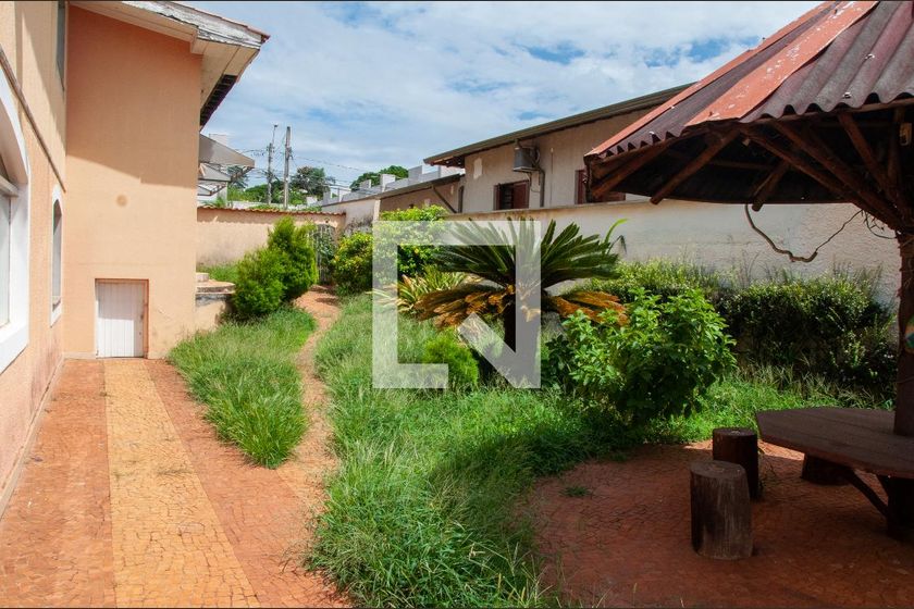 Casa à Venda - Mansões Santo Antônio, 4 Quartos,  464 m2 em , Campinas - sp | SoloBR