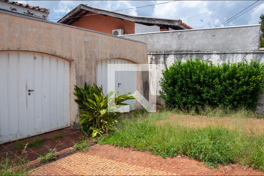 Casa à Venda - Mansões Santo Antônio, 4 Quartos,  464 m2 em , Campinas - sp | SoloBR