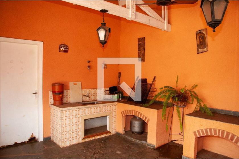 Casa à Venda - Mansões Santo Antônio, 4 Quartos,  464 m2 em , Campinas - sp | SoloBR