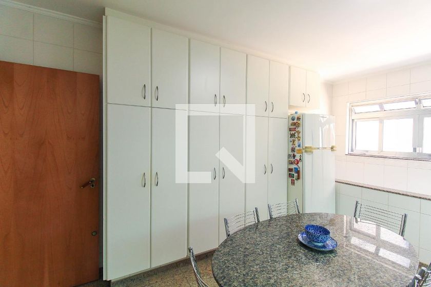 Casa, 3 quartos, 281 m² - Foto 69