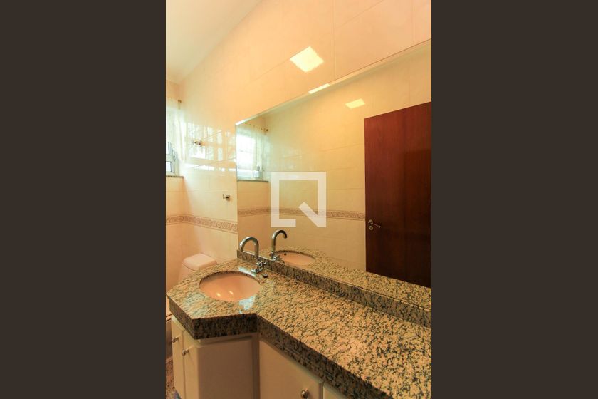 Casa, 3 quartos, 281 m² - Foto 57