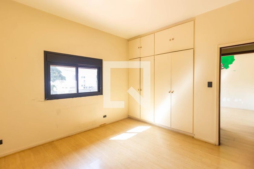 Casa, 4 quartos, 393 m² - Foto 2