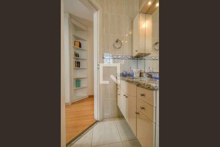 Casa, 4 quartos, 260 m² - Foto 45