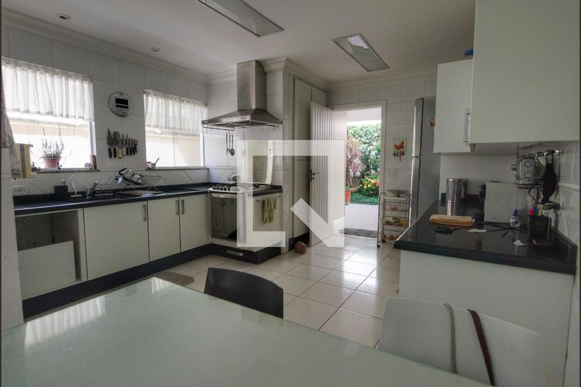 Casa, 4 quartos, 260 m² - Foto 59