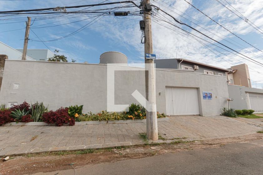 Casa à Venda - Vila Brandina, 3 Quartos,  220 m2 em , Campinas - sp | SoloBR