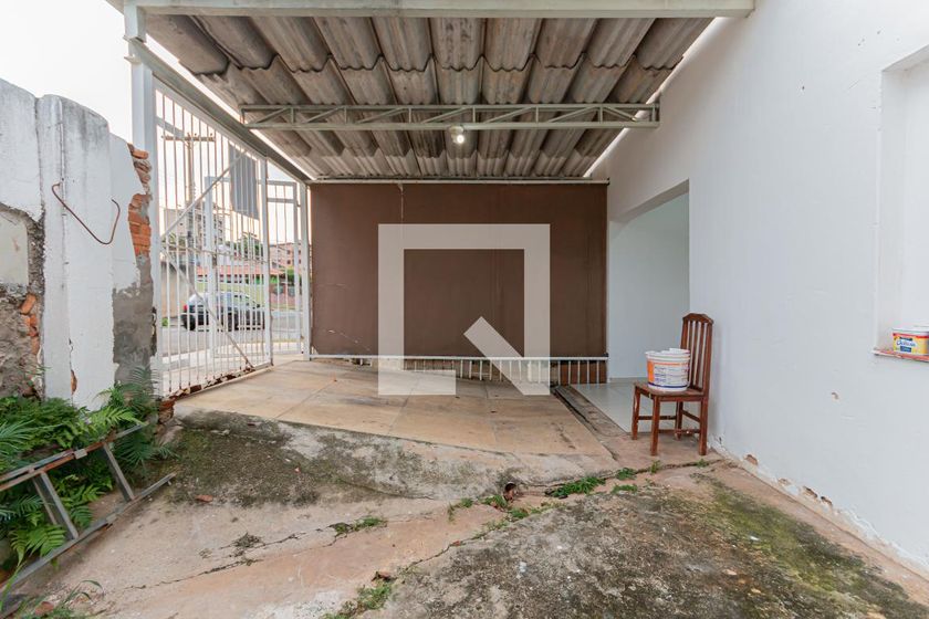 Casa à Venda - Jardim Flamboyant, 2 Quartos,  90 m2 em , Campinas - sp | SoloBR