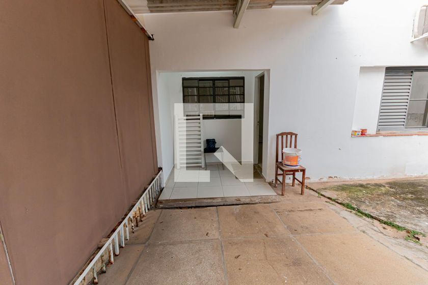Casa à Venda - Jardim Flamboyant, 2 Quartos,  90 m2 em , Campinas - sp | SoloBR