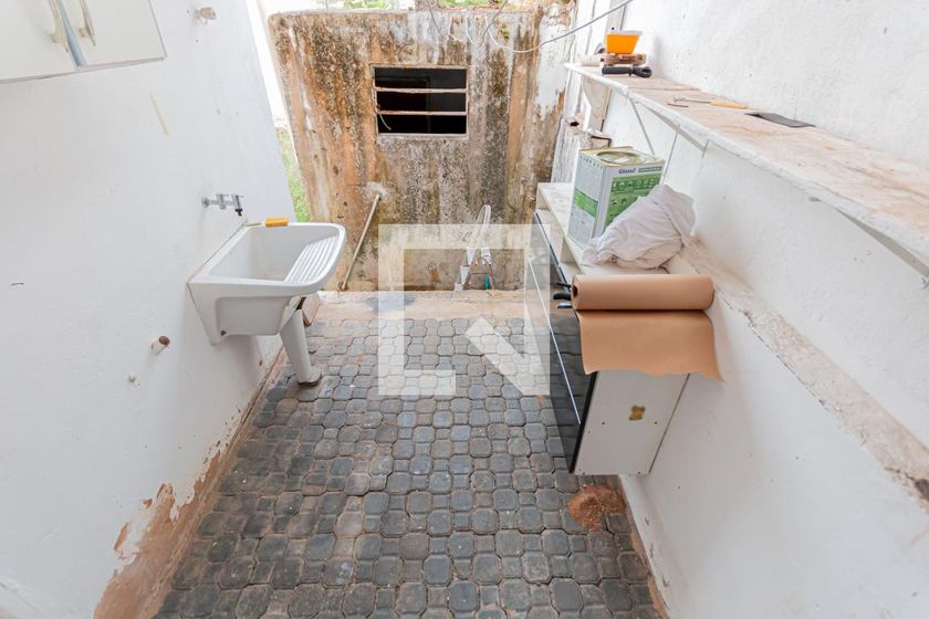 Casa à Venda - Jardim Flamboyant, 2 Quartos,  90 m2 em , Campinas - sp | SoloBR