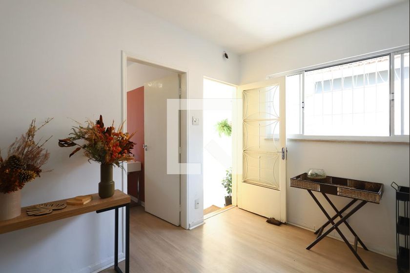 Casa, 5 quartos, 160 m² - Foto 4