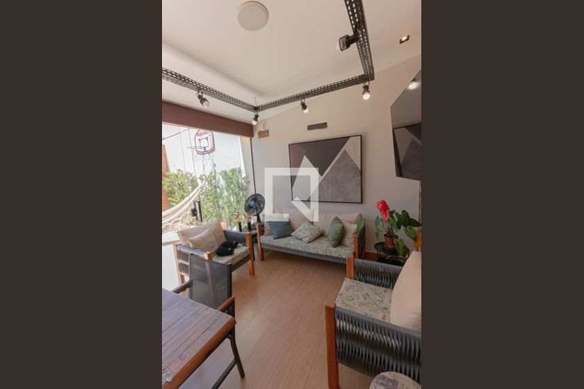 Casa à Venda - Mansões Santo Antônio, 3 Quartos,  154 m2 em , Campinas - sp | SoloBR