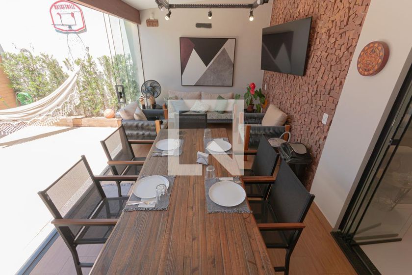 Casa à Venda - Mansões Santo Antônio, 3 Quartos,  154 m2 em , Campinas - sp | SoloBR